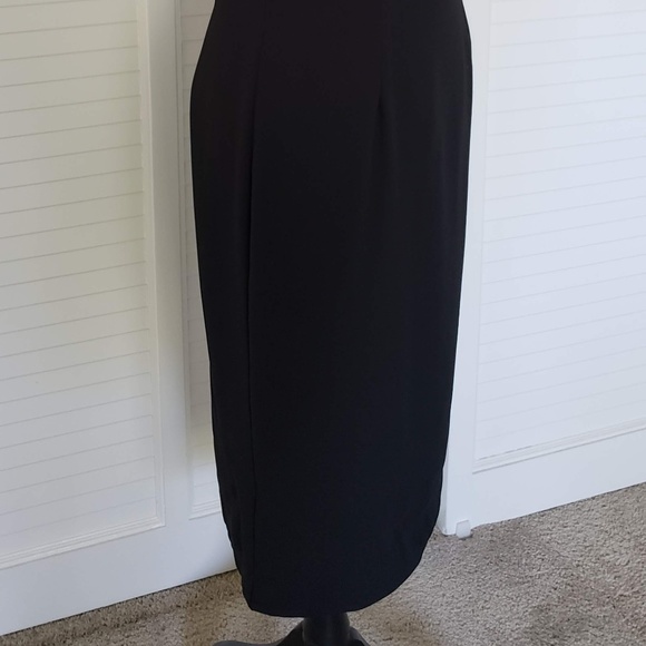 Like New Dave & Johnny Off Shoulder Dress-Local Pickup Available - Picture 4 of 8